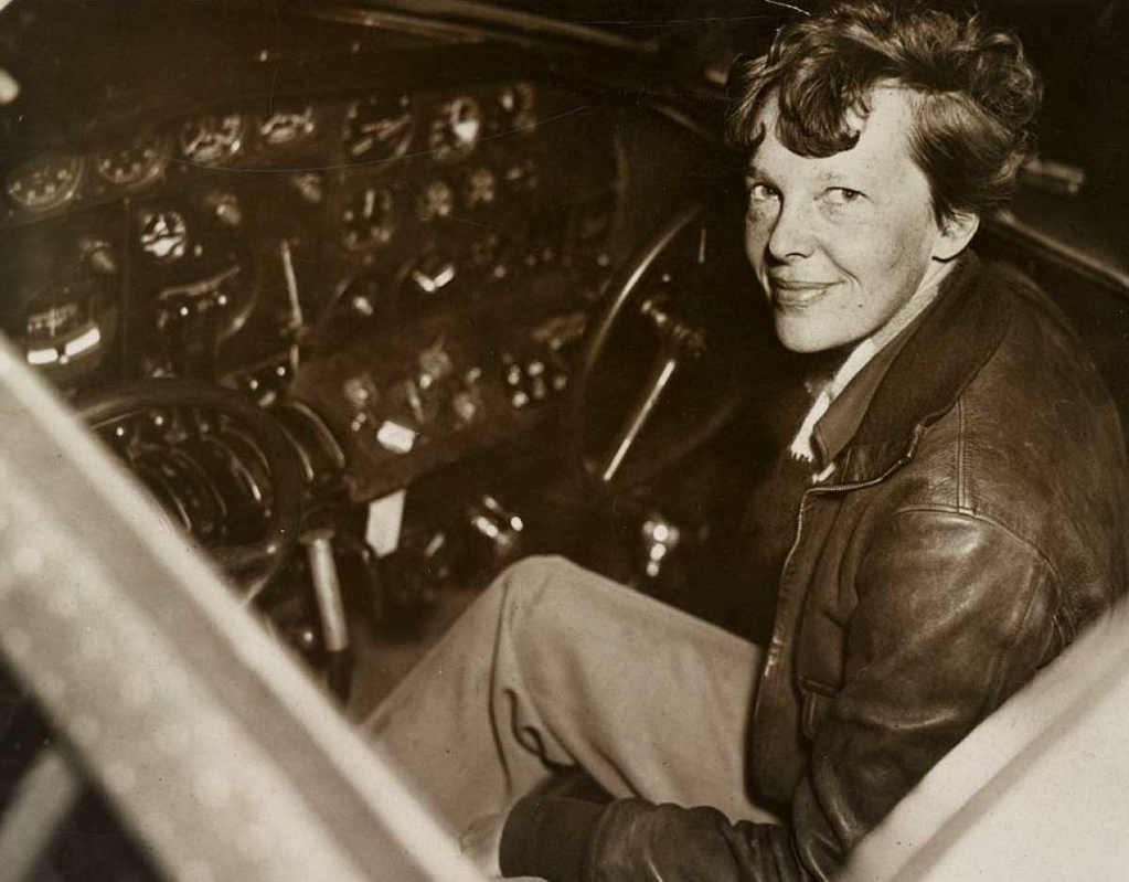 amelia earhart electra airplane cockpit