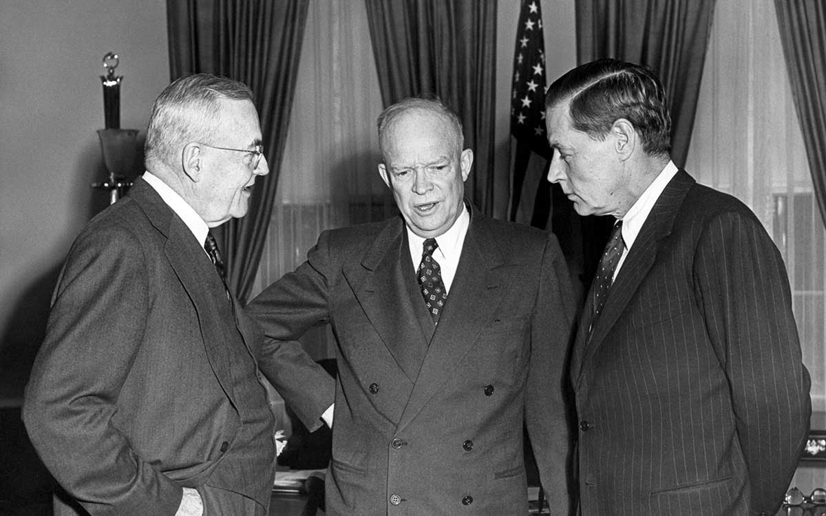 eisenhower foreign policy 1950s