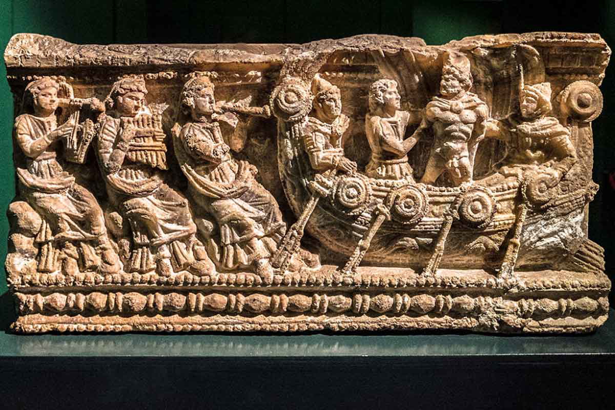 etruscan alabaster urn odysseus sirens