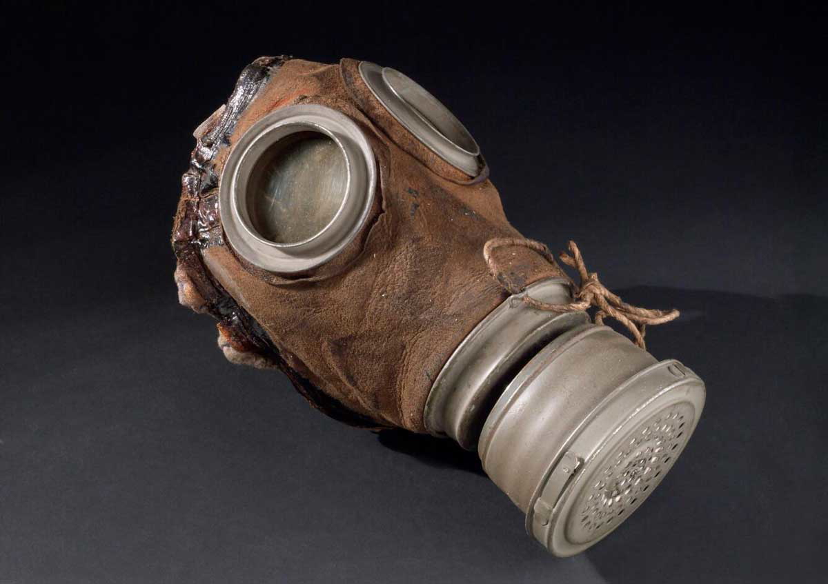 german gas mask