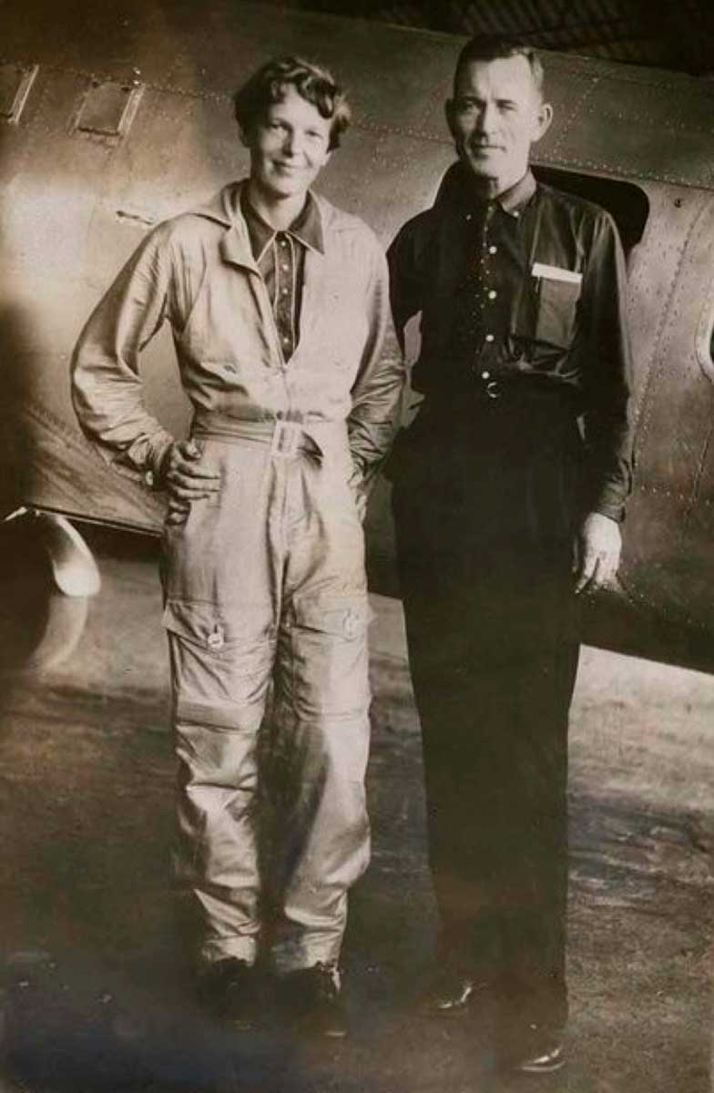 pilot amelia earhart navigator fred noonan