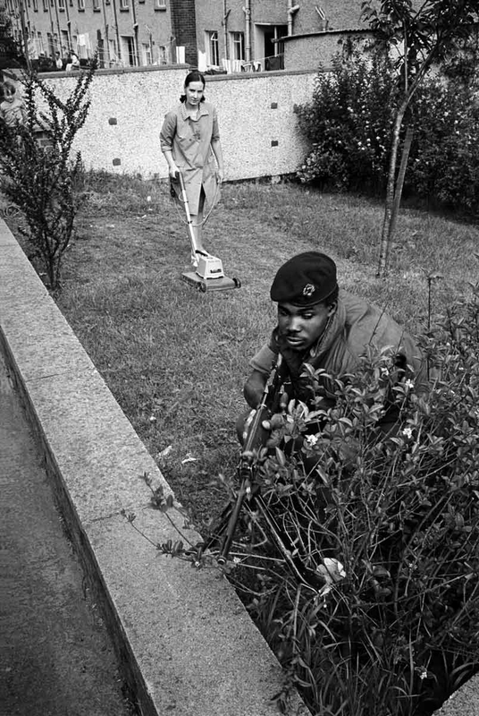 the troubles northern ireland soldier garden