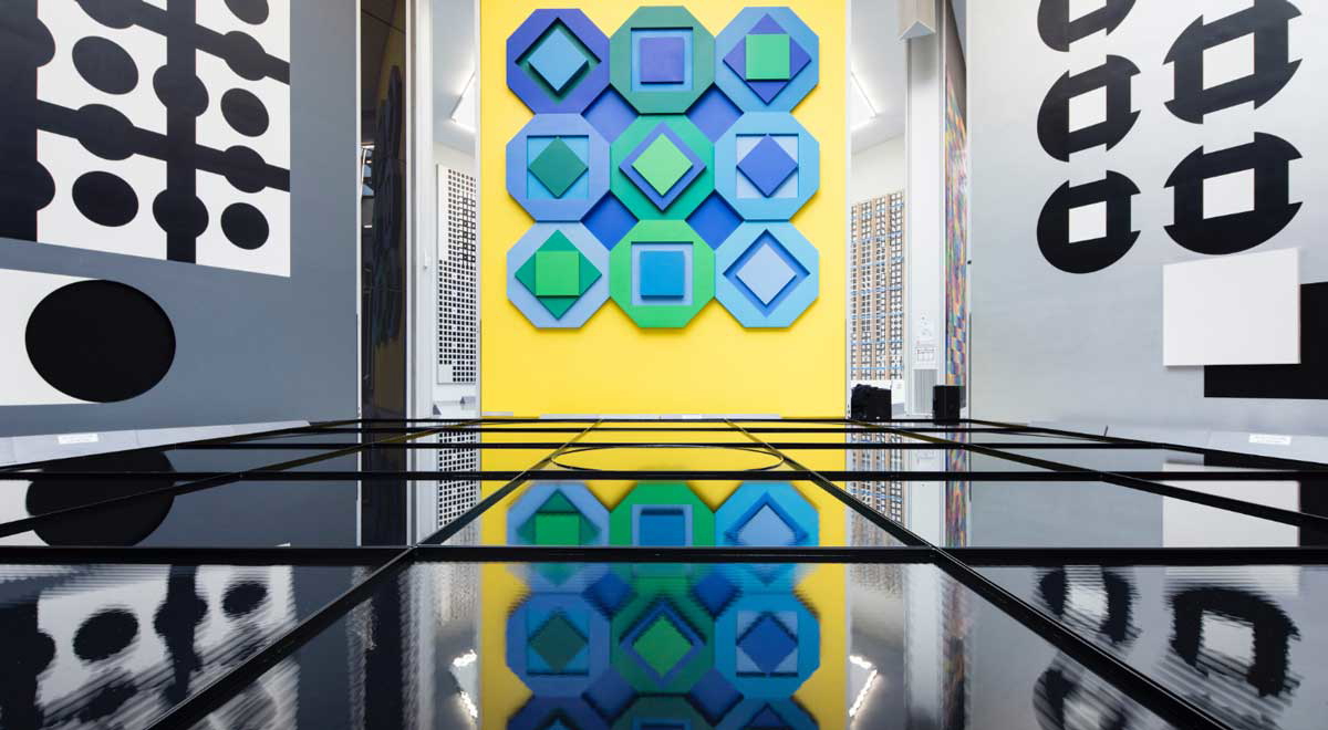 victor vasarely sculpture plastic alphabet okta