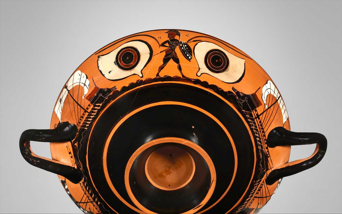 eye cup greek vase