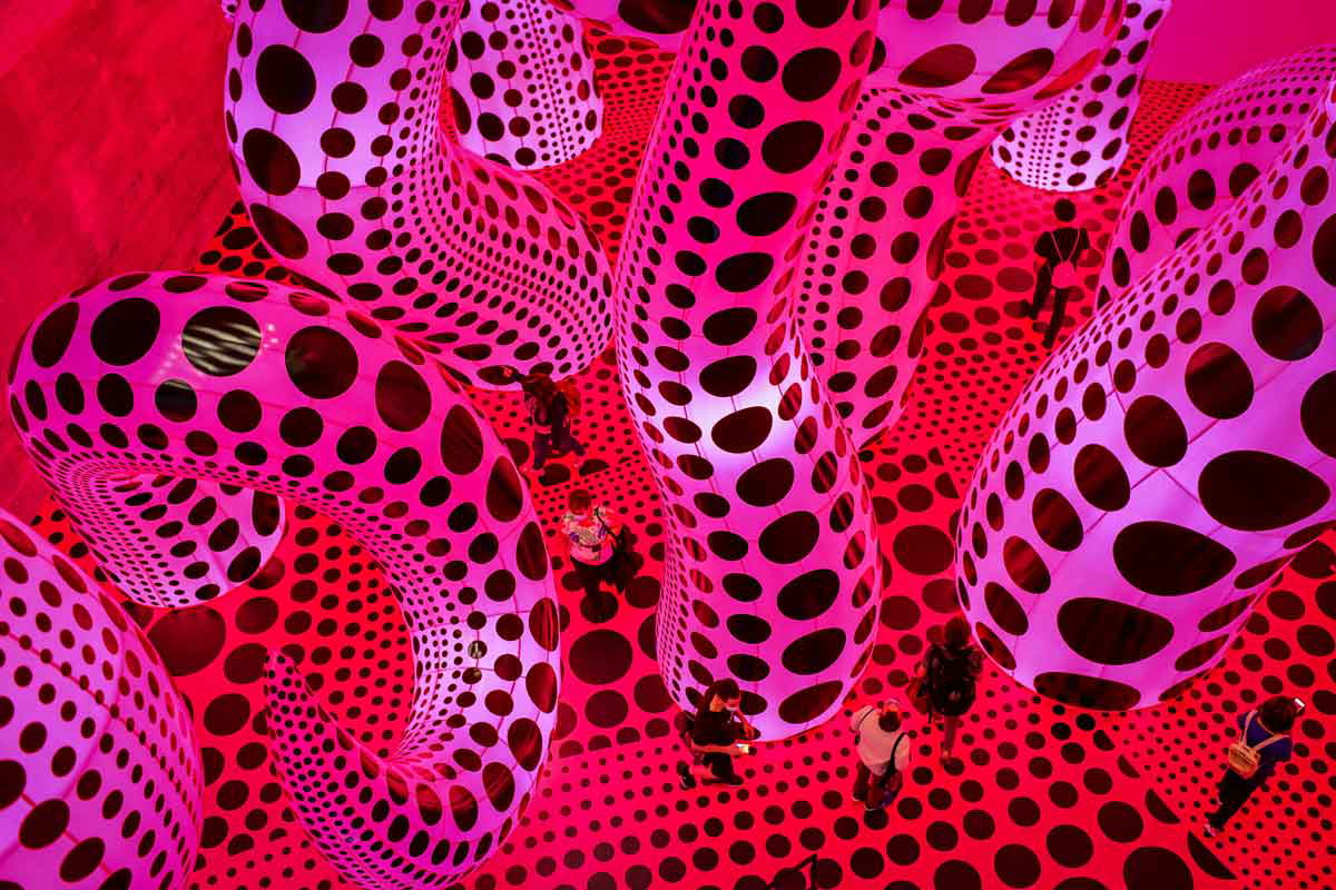 kusama inflatable room installation