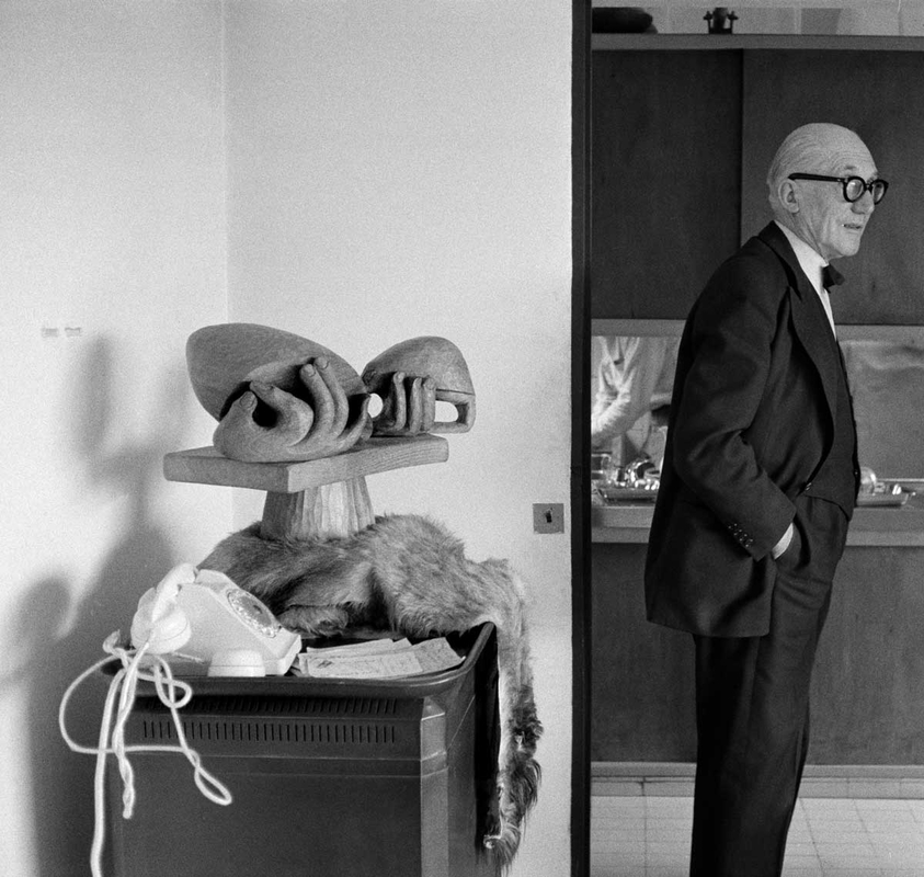 lecorbusier in his apartment