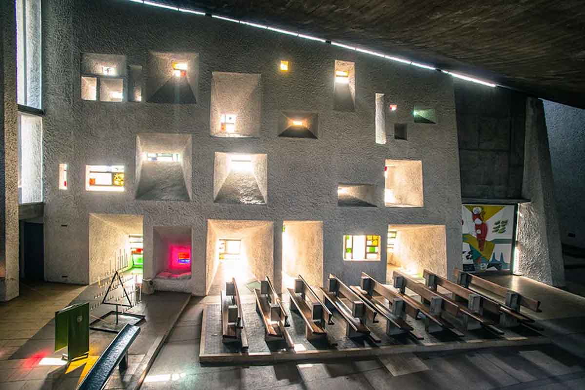 notre dame du haut interior