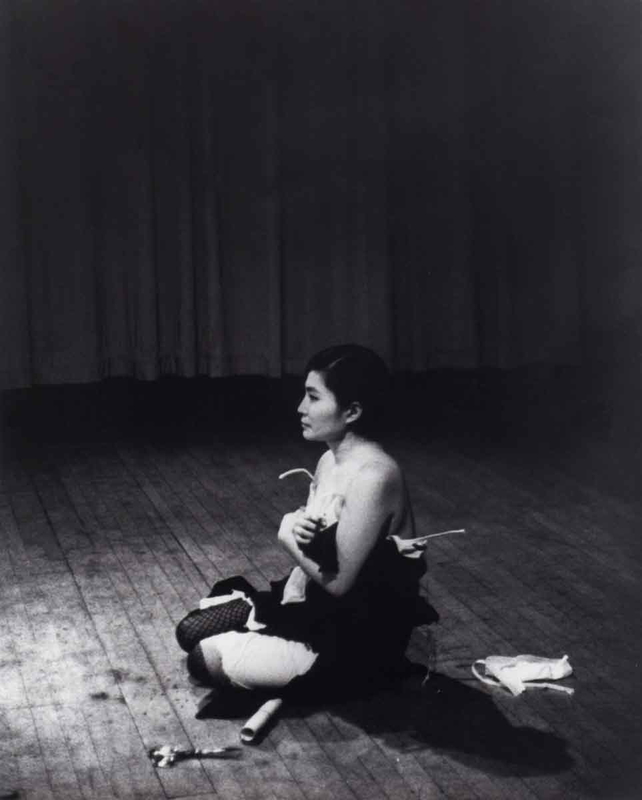 yoko ono cut piece
