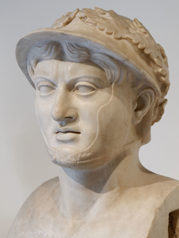 Pyrrhus Bust