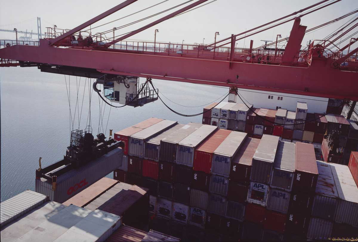 crane containers