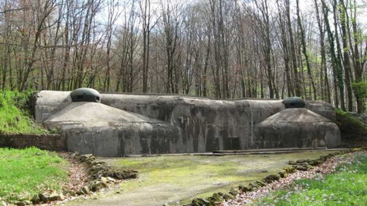fort de schoenenbourg maginot line
