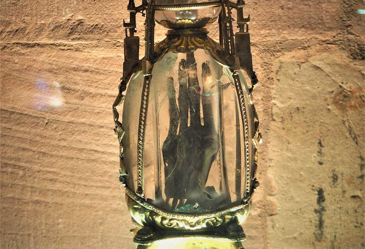 strasbourg relic main noire