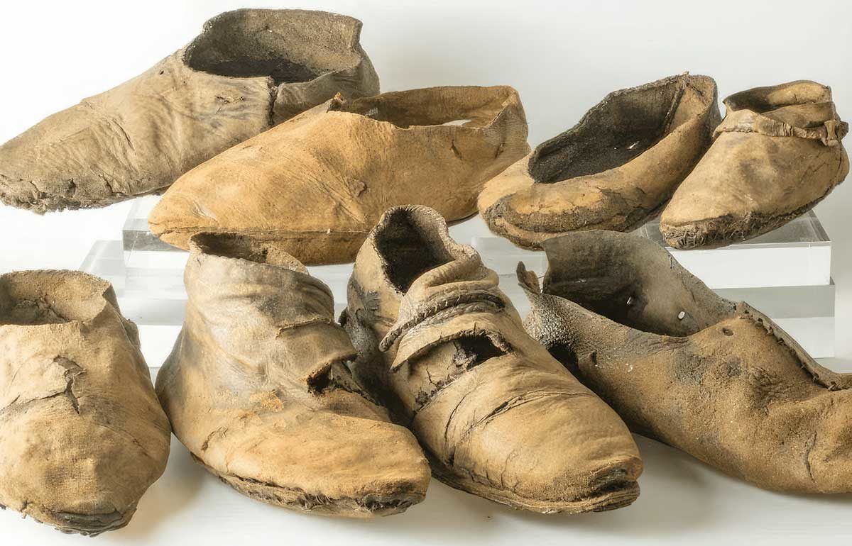 viking leather shoes