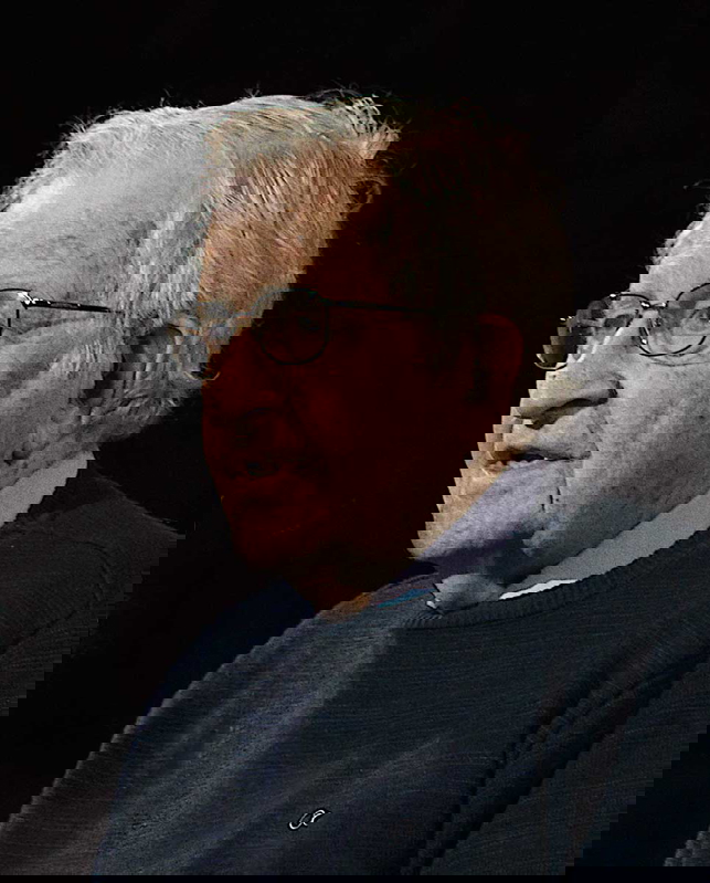 chomsky photo portrait