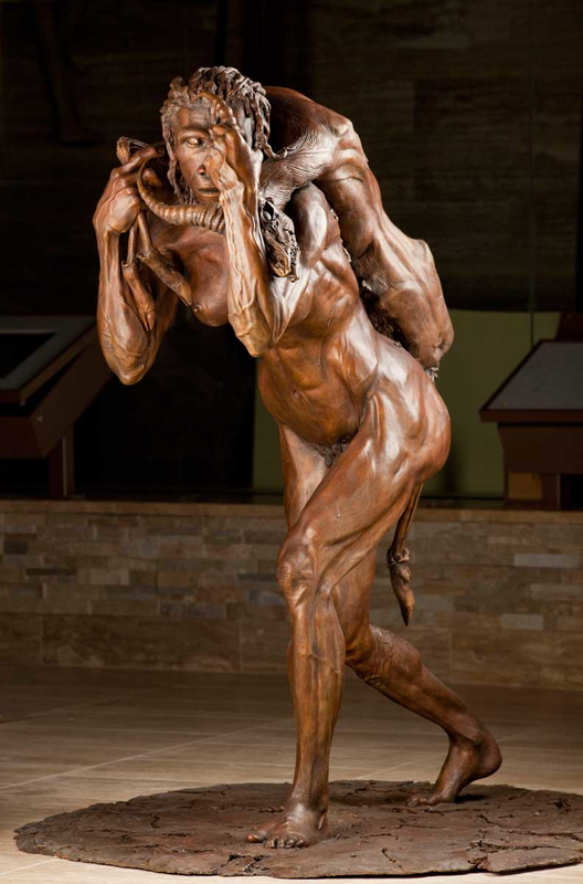 homo erectus statue