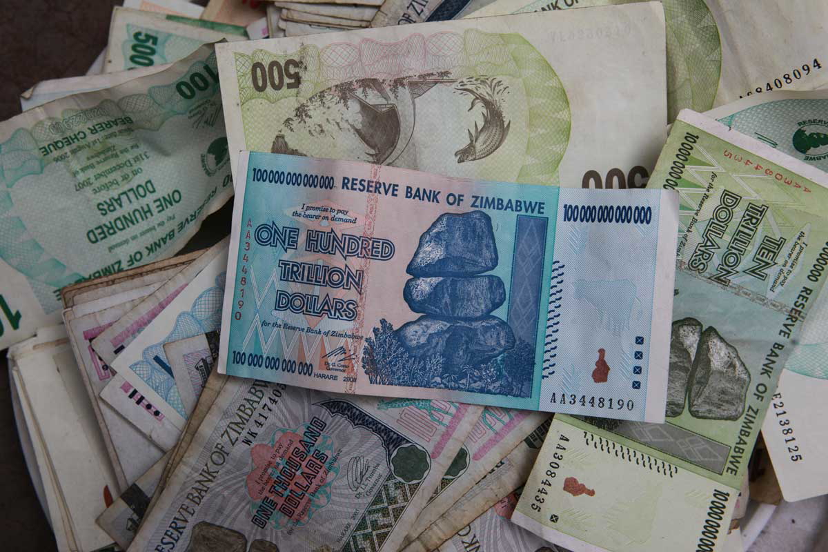 robert mugabe zimbabwe inflation