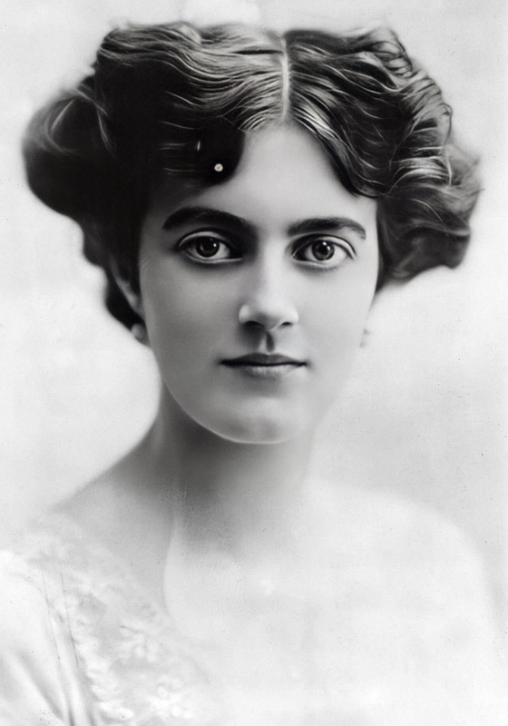 young clementine churchill photograph