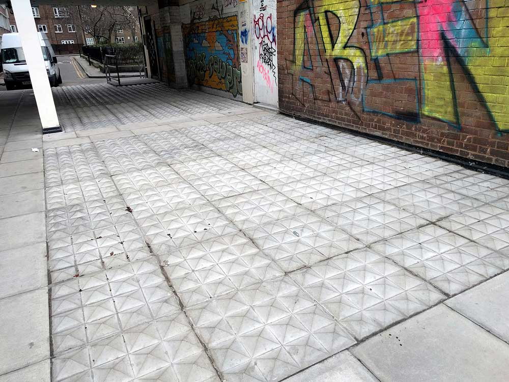 anti homeless spikes