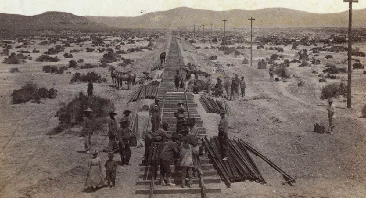 chinese immigrants transcontinental railroad workers