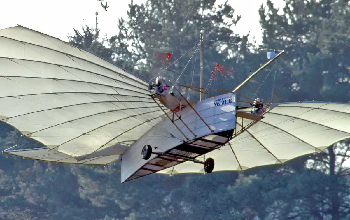 A recreation of Gustave Whitehead’s flying machine made in 1987