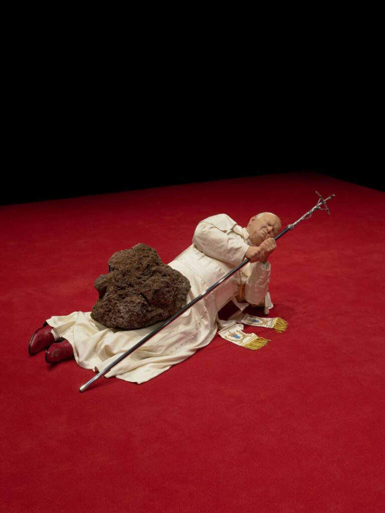 9-provocative-artworks-by-maurizio-cattelan