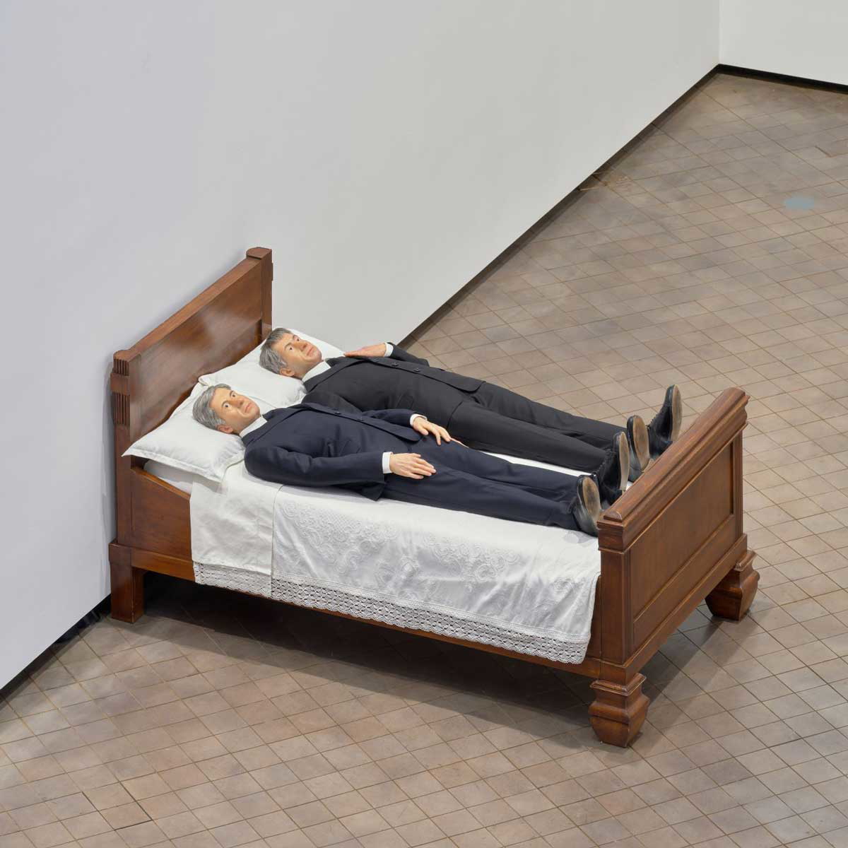 maurizio cattelan we 2012 leeum 2023