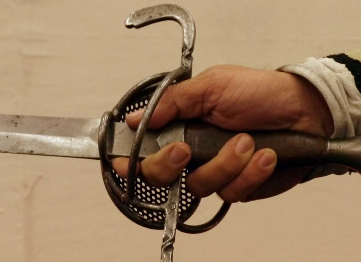 rapier grip vulgar