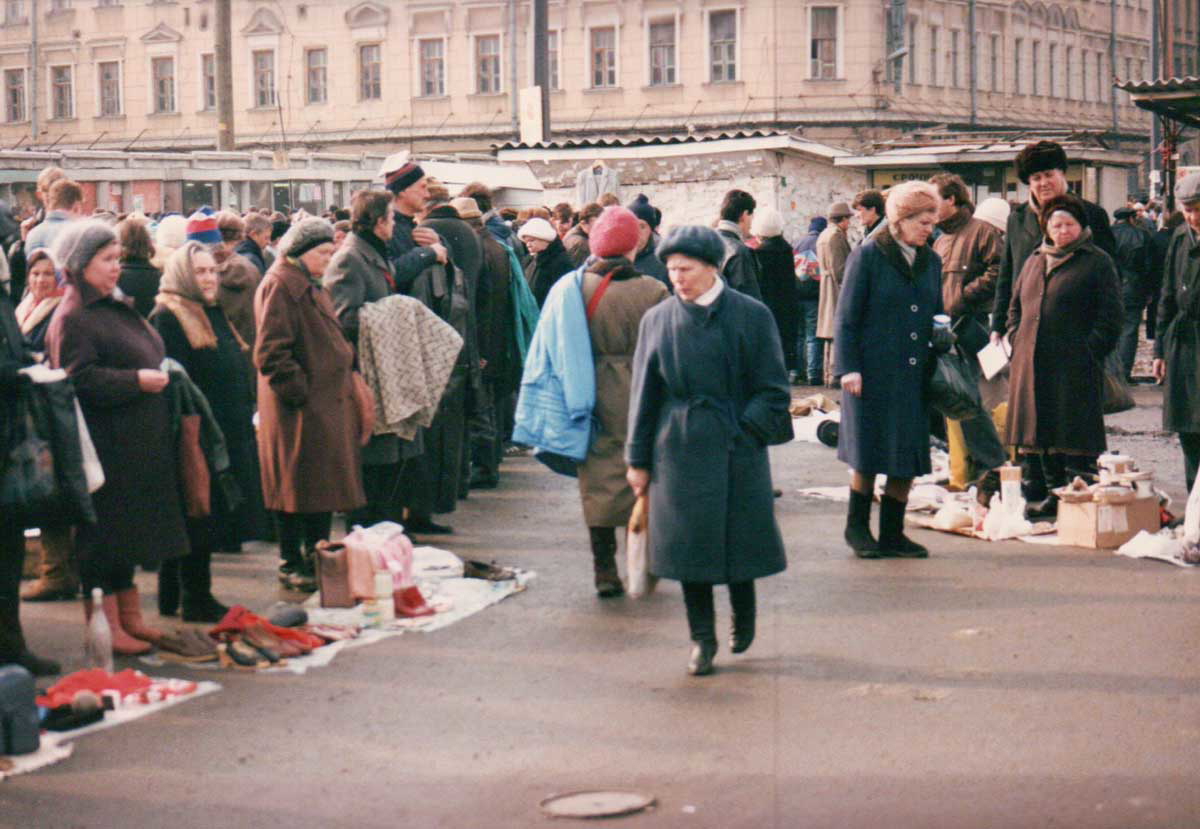 russia 90s market