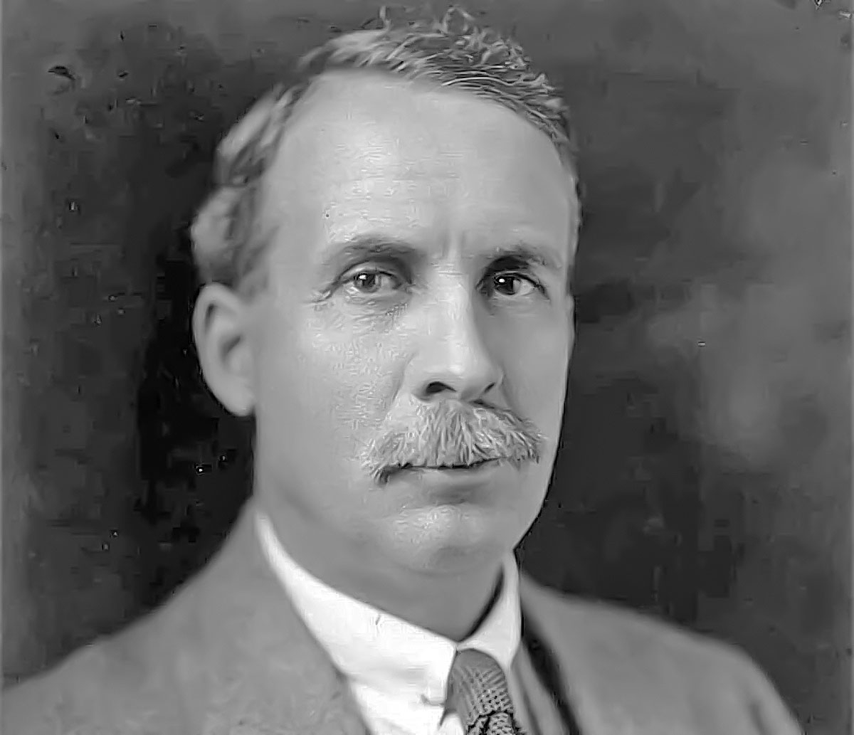 sir george pearce