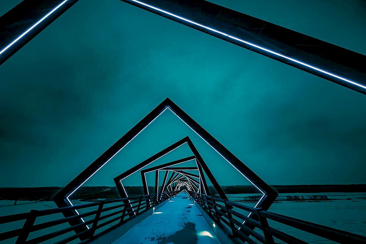 High Trestle Trail Bridge, Tony Webster, 2016, via Wikimedia Commons