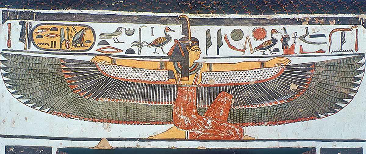 winged maat nefertari tomb