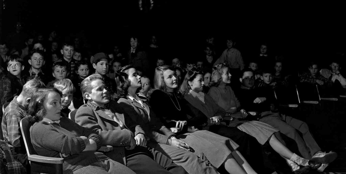 audience cinema red herring