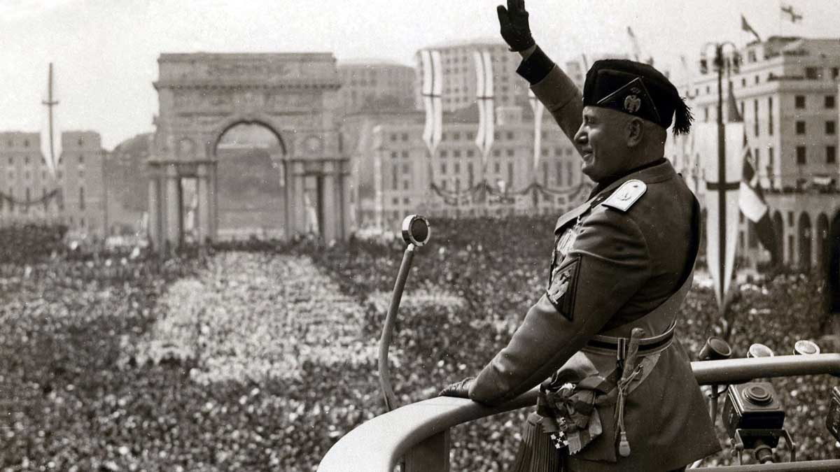 benito mussolini support spanish nationalists
