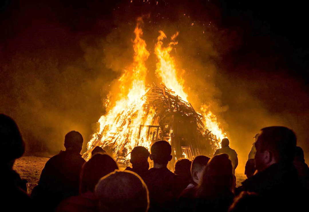 why-does-the-uk-celebrate-guy-fawkes-night