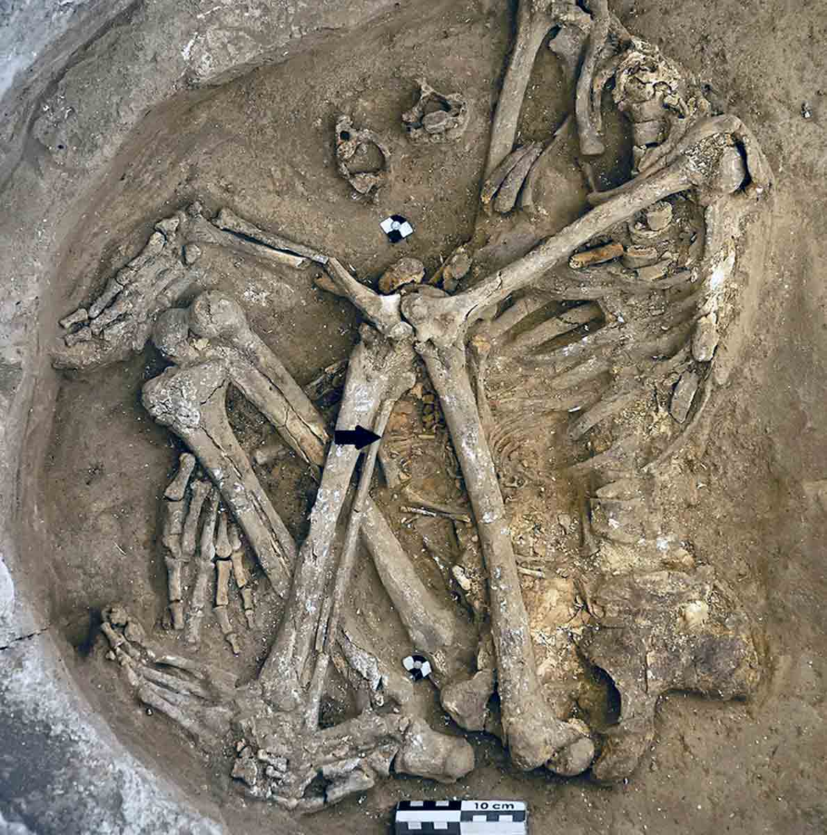 catalhoyuk woman burial