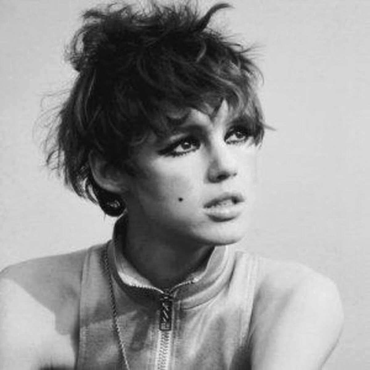 edie sedgwick candid photo 1960s