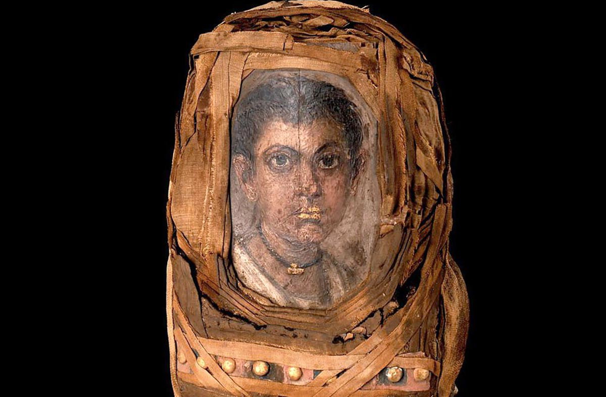 mummy portrait linen wrappings roman egypt tomb coffin