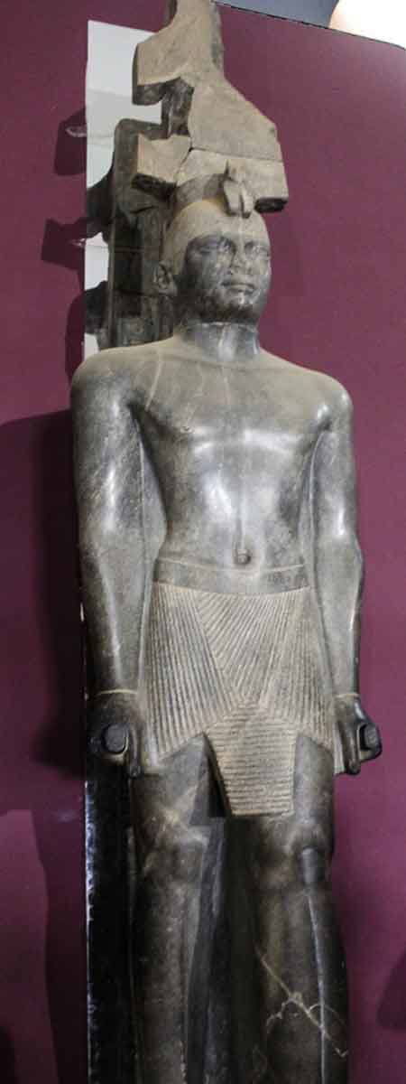 taharqa statue sudan museum