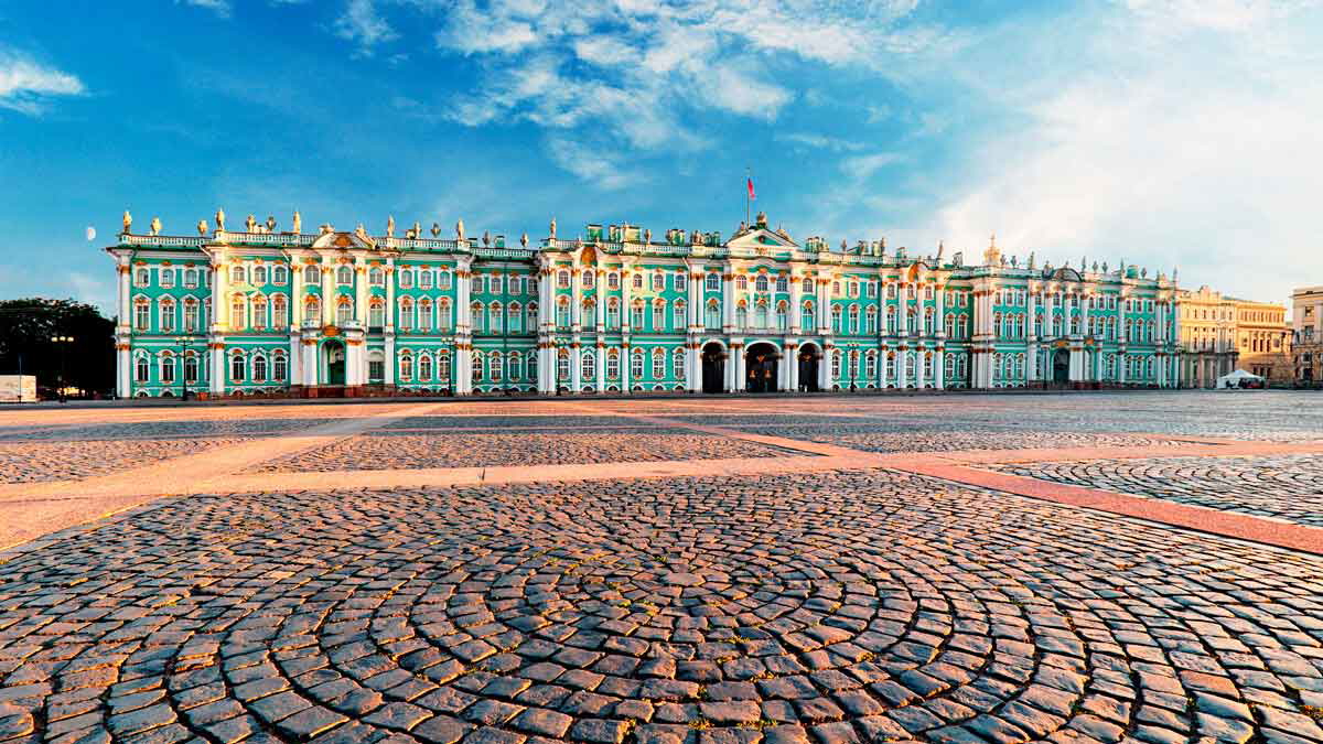 winter palace st petersburg