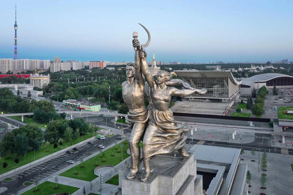 worker and kolkhoz woman