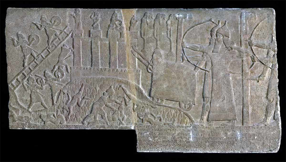 assyrian siege weapon flayed bodies