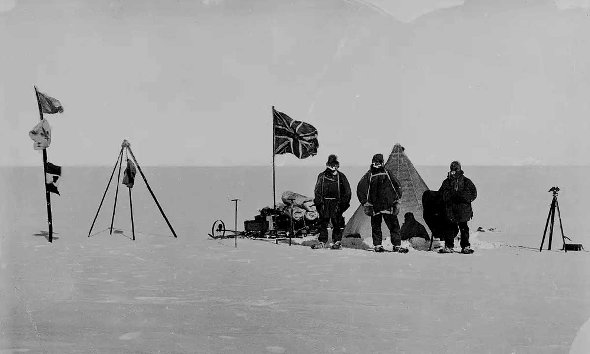 ernest shackleton expedition christmas camp