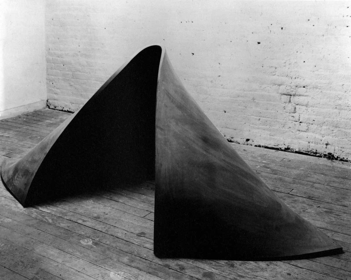 famous artist richard serra lift 1967 sculpture