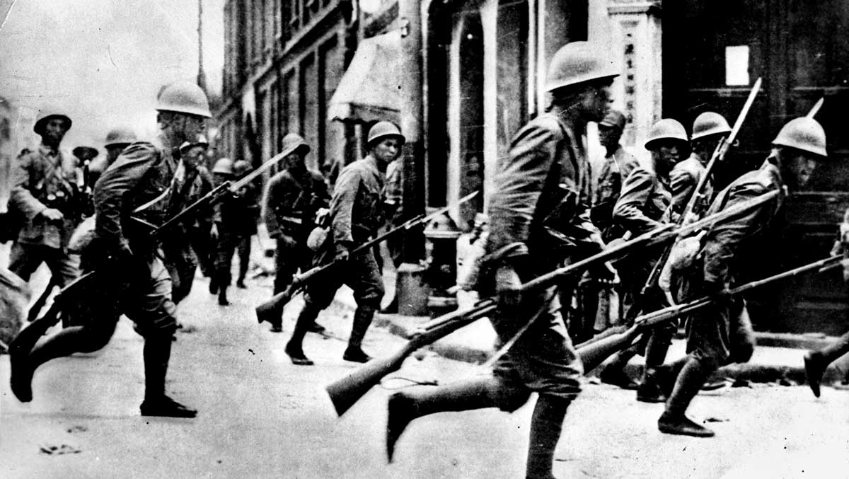 japanese soldiers combat photo