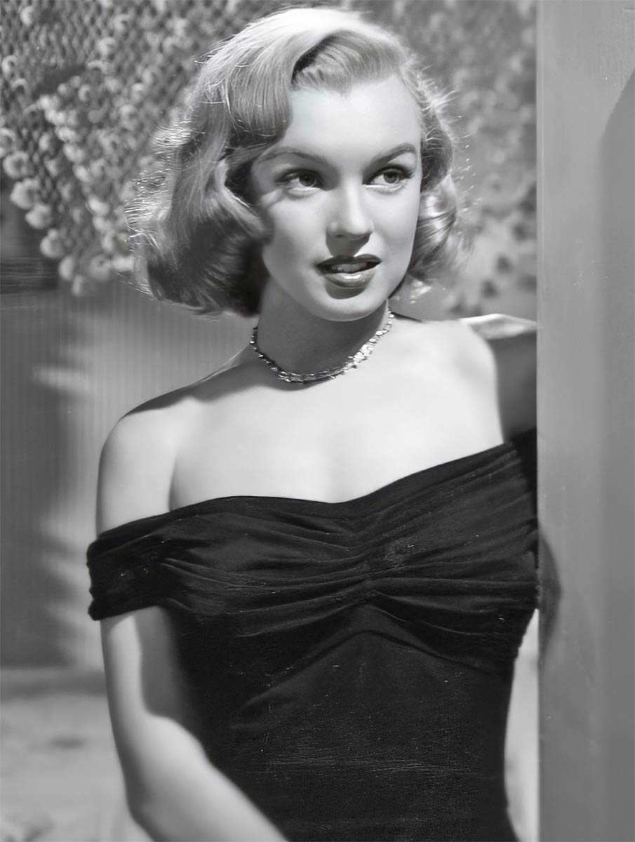 Marilyn Monroe: The Fascinating Life of a Pop Icon