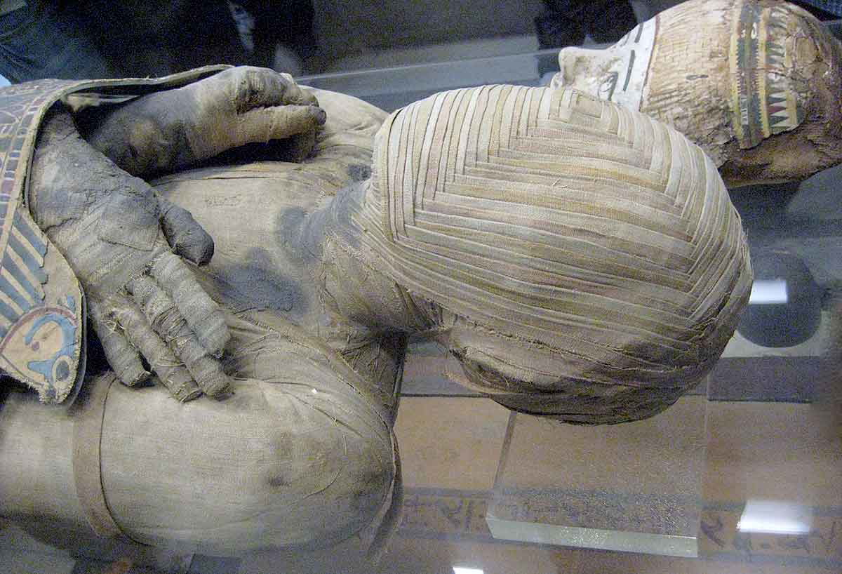 mummy louvre