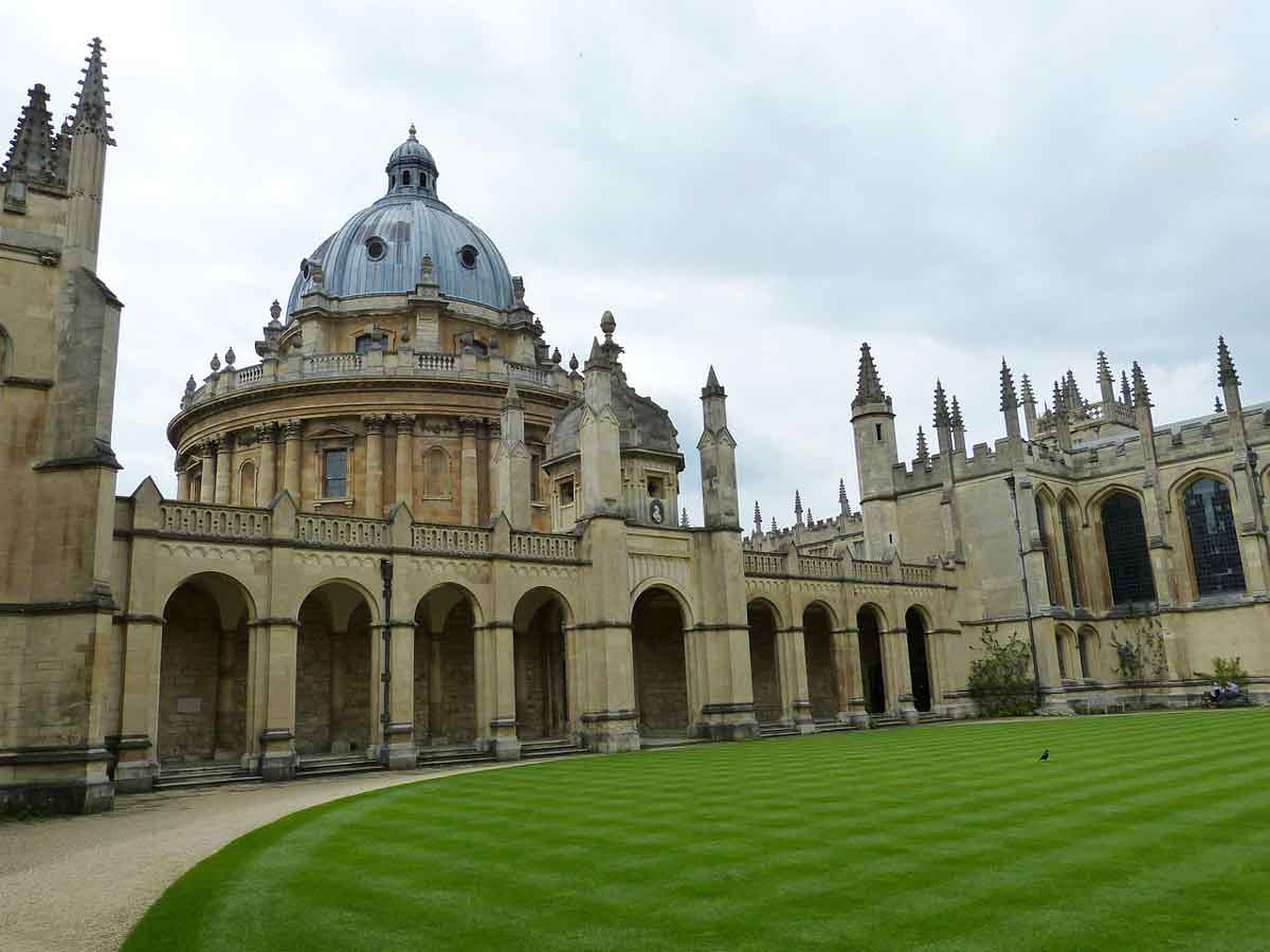oxford photograph radcliffe camera