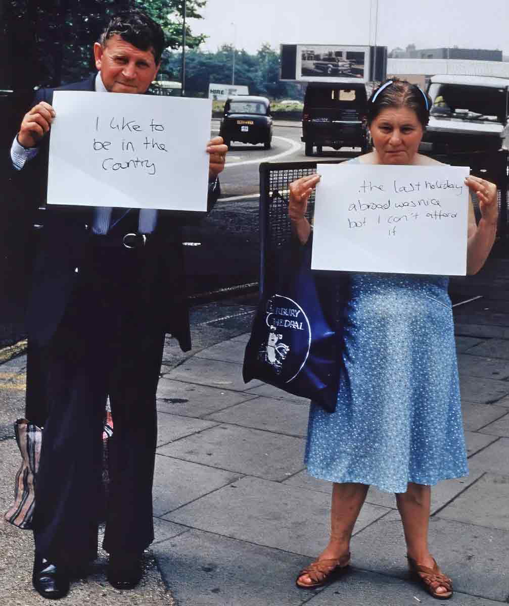 relational aesthetics gillian wearing signs