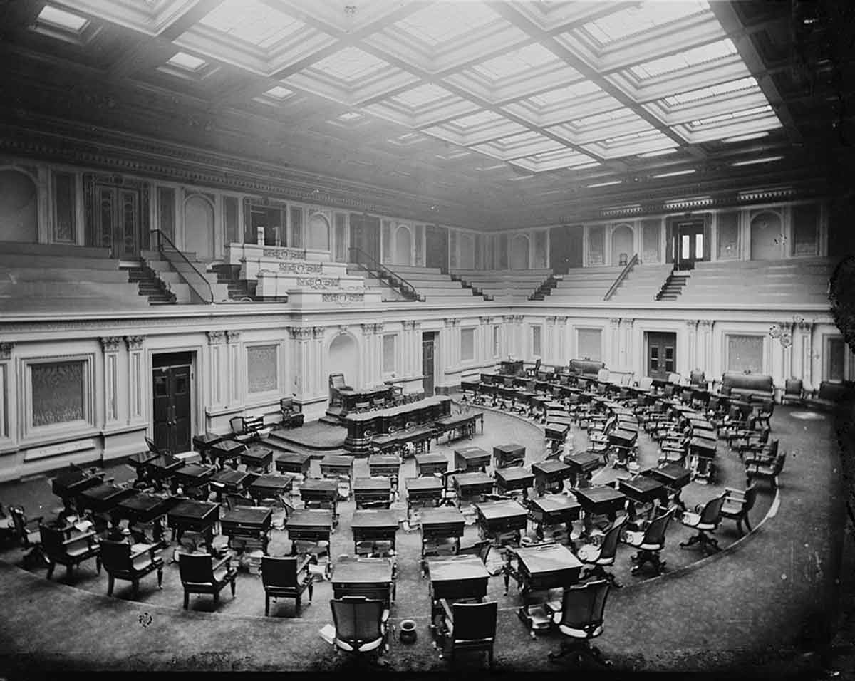 senate chambers individual desks