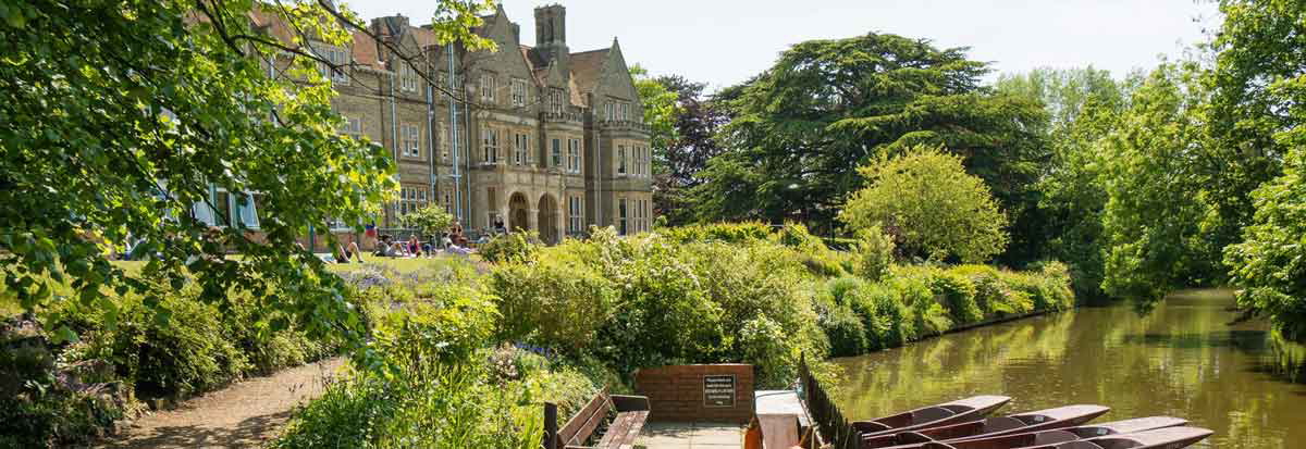 st hildas photograph